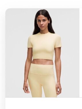 Lululemon Butter Cream Nulu Wundermost Cropped Crewneck T Shirt